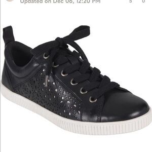 Earth Tangor Leather Sneaker Size 7.5